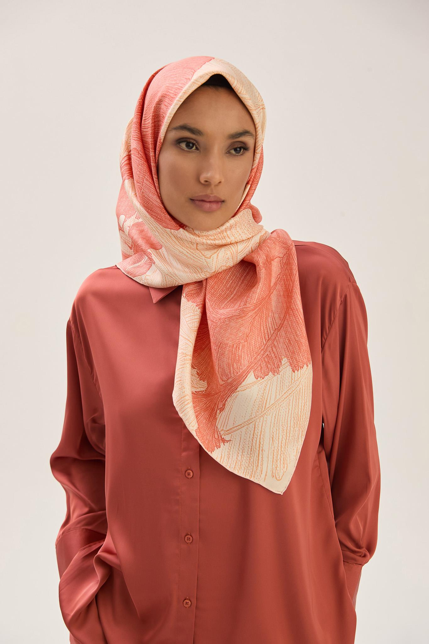REŞHA MULBERRY İPEK EŞARP 90*90 CM - MERCAN