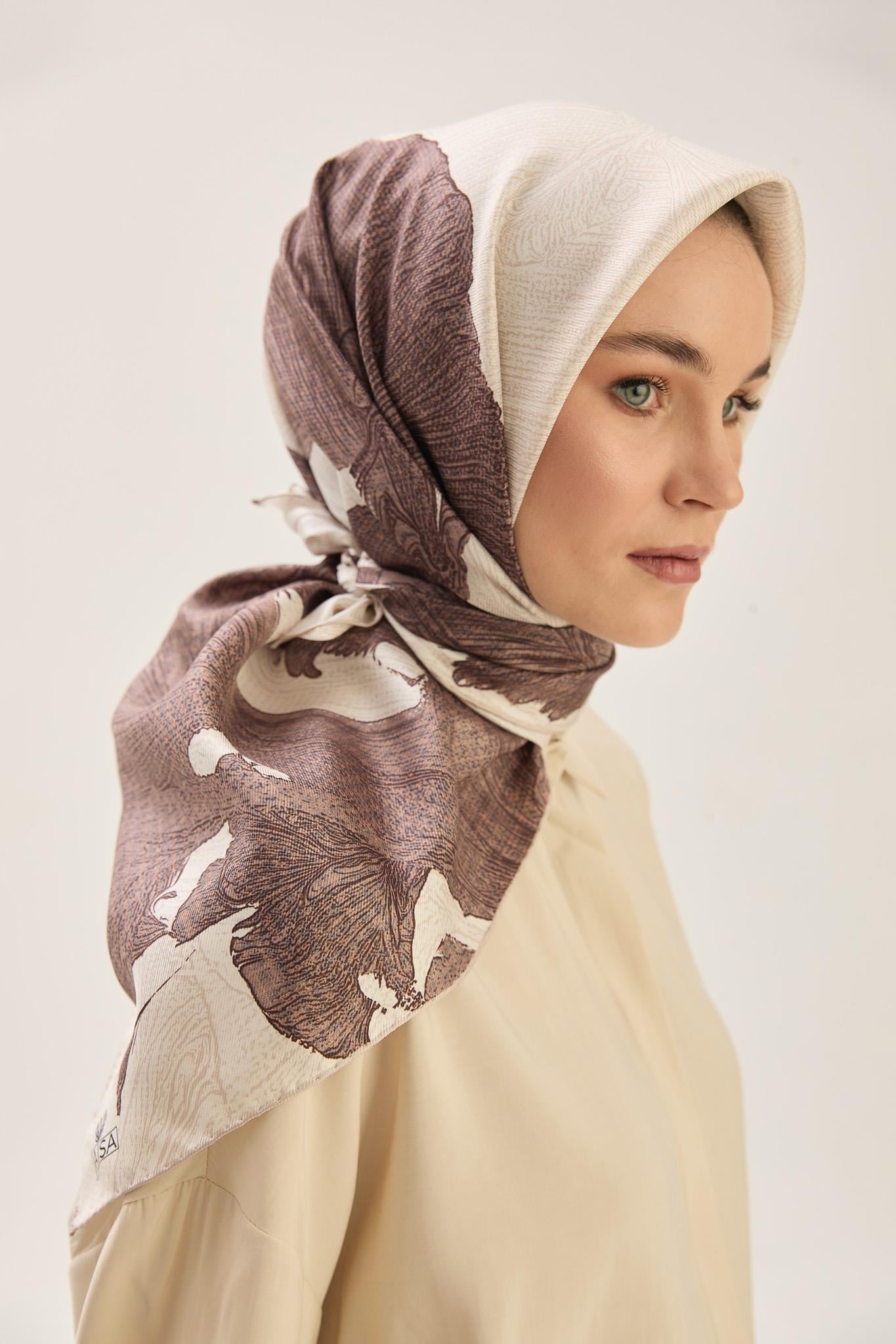 REŞHA MULBERRY İPEK EŞARP 90*90 CM - SÜTLÜ KAHVE