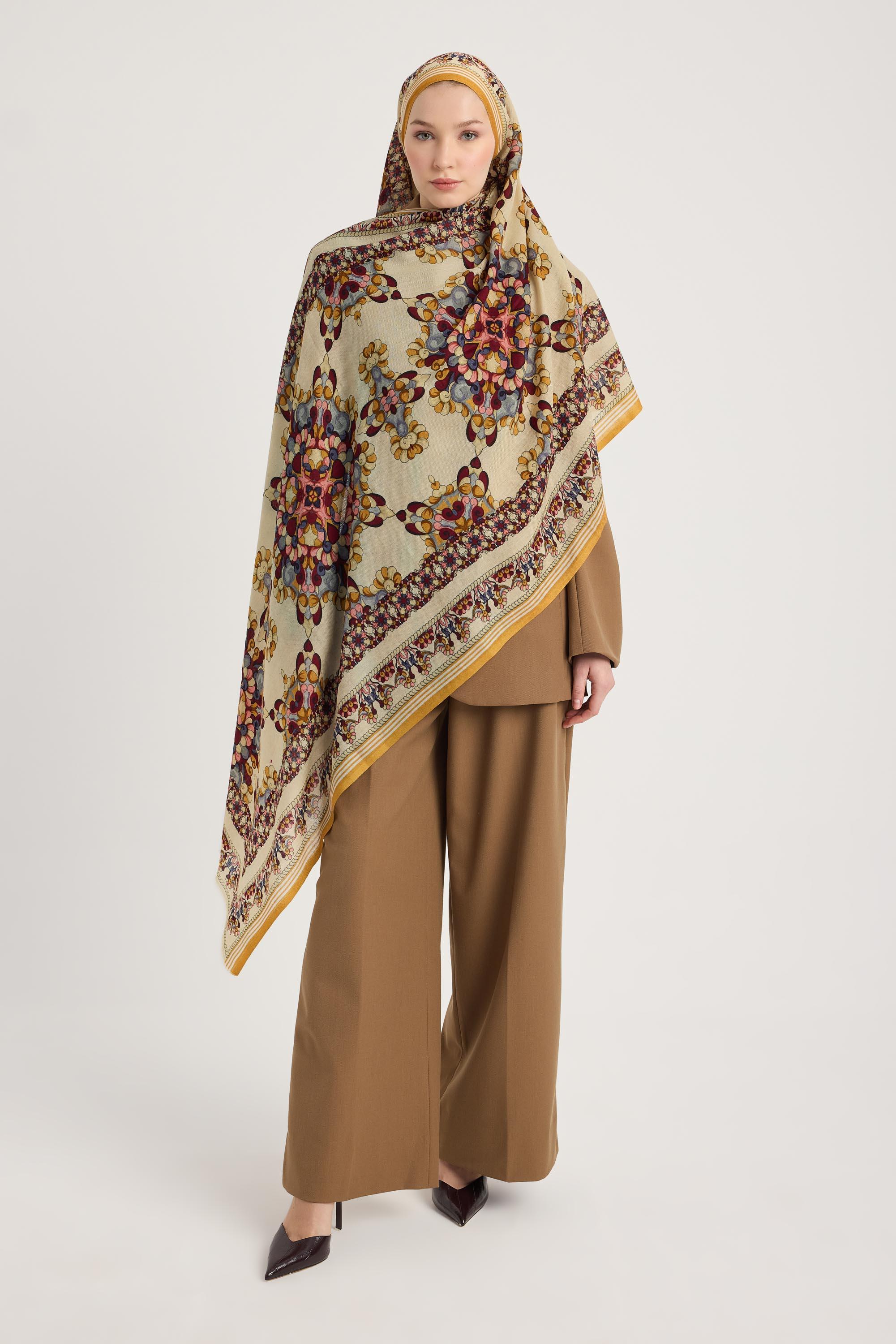 RUH YÜN İPEK EŞARP 110*110 CM - PUDRA PEMBE