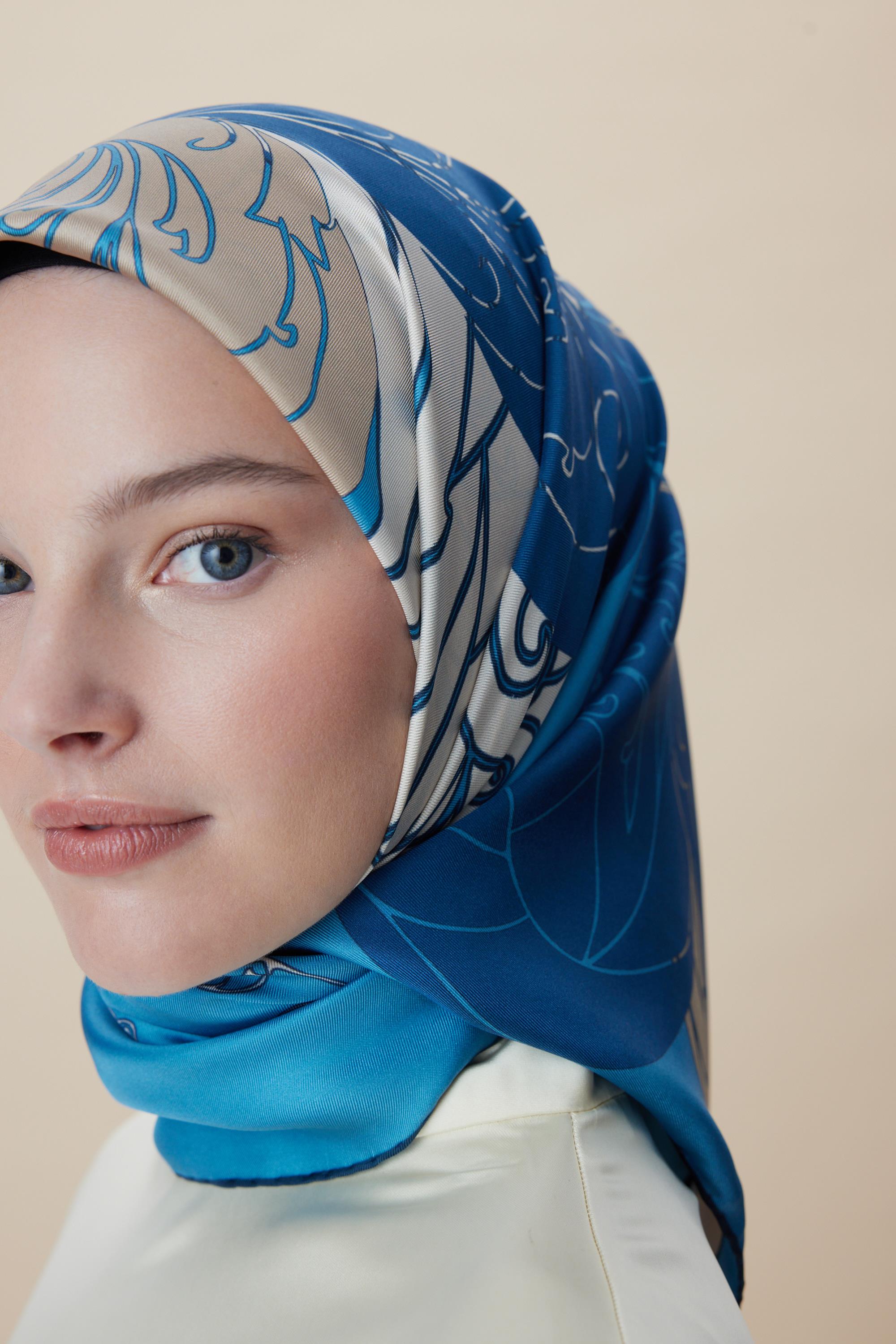 SAFİ TİVİL İPEK EŞARP 90*90 CM - MAVİ