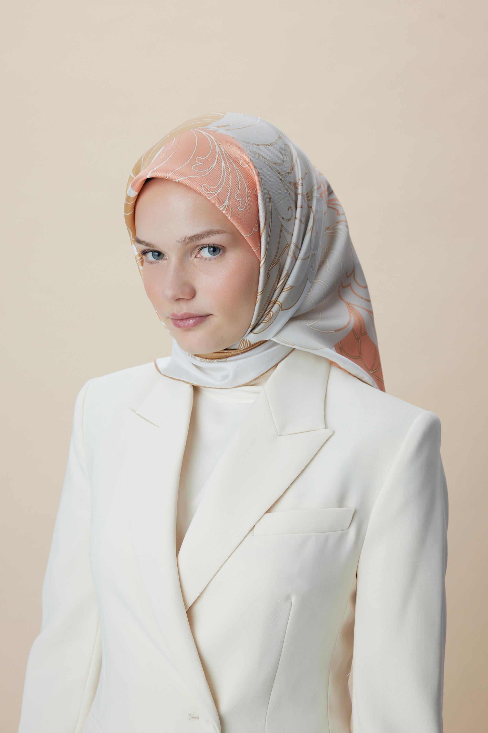 SAFİ TİVİL İPEK EŞARP 90*90 CM - PUDRA PEMBE