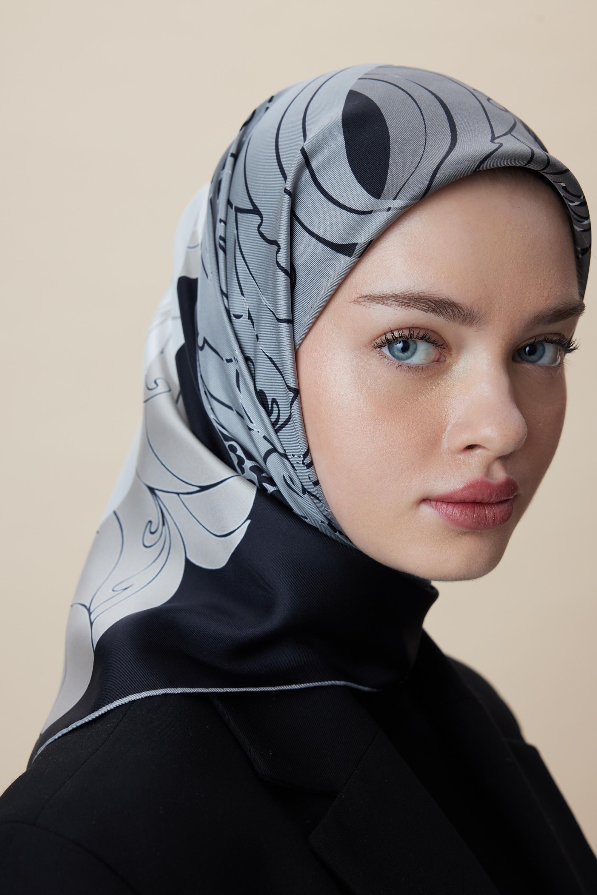 SAFİ TİVİL İPEK EŞARP 90*90 CM - SİYAH
