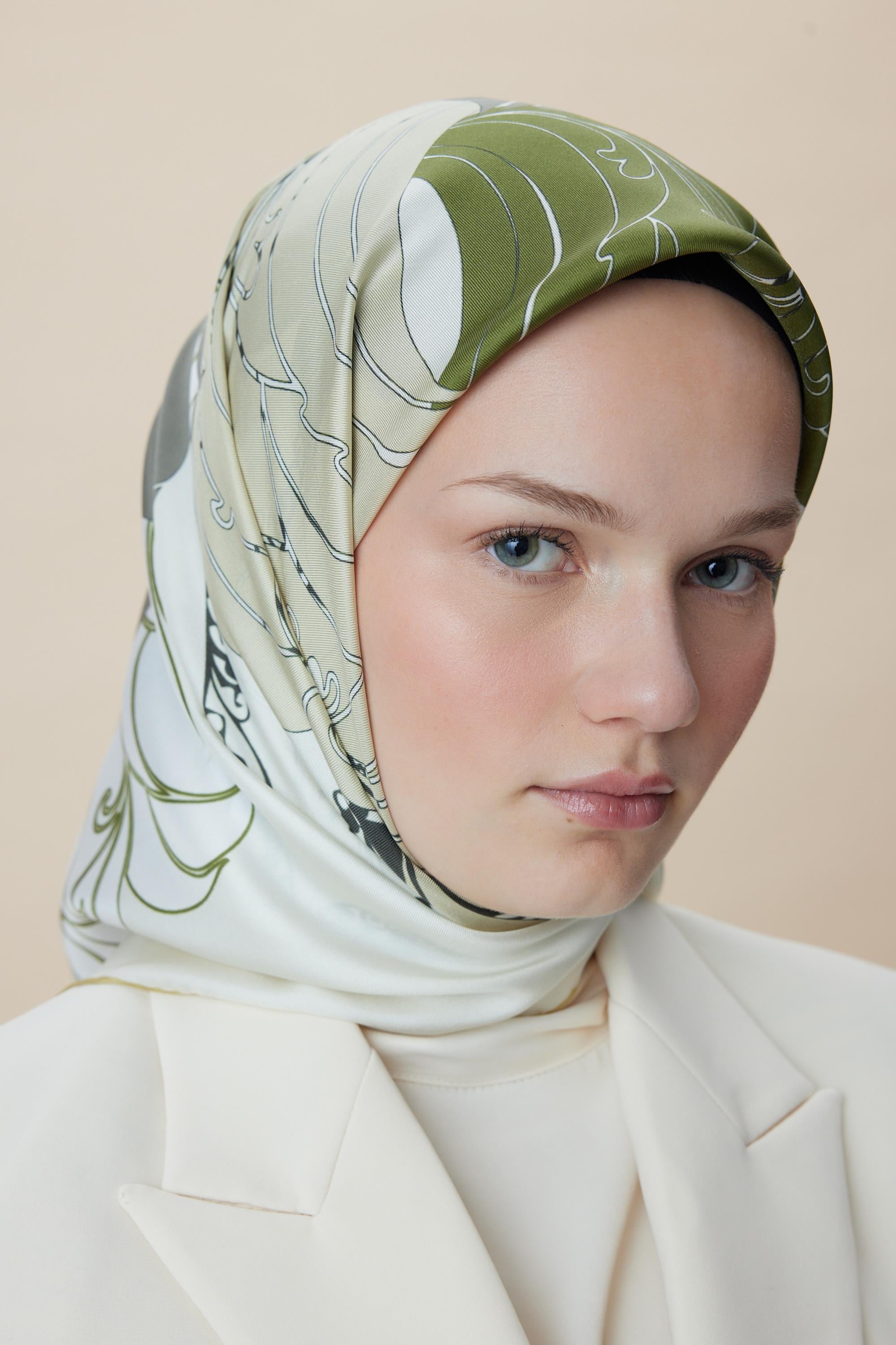 SAFİ TİVİL İPEK EŞARP 90*90 CM - YEŞİL