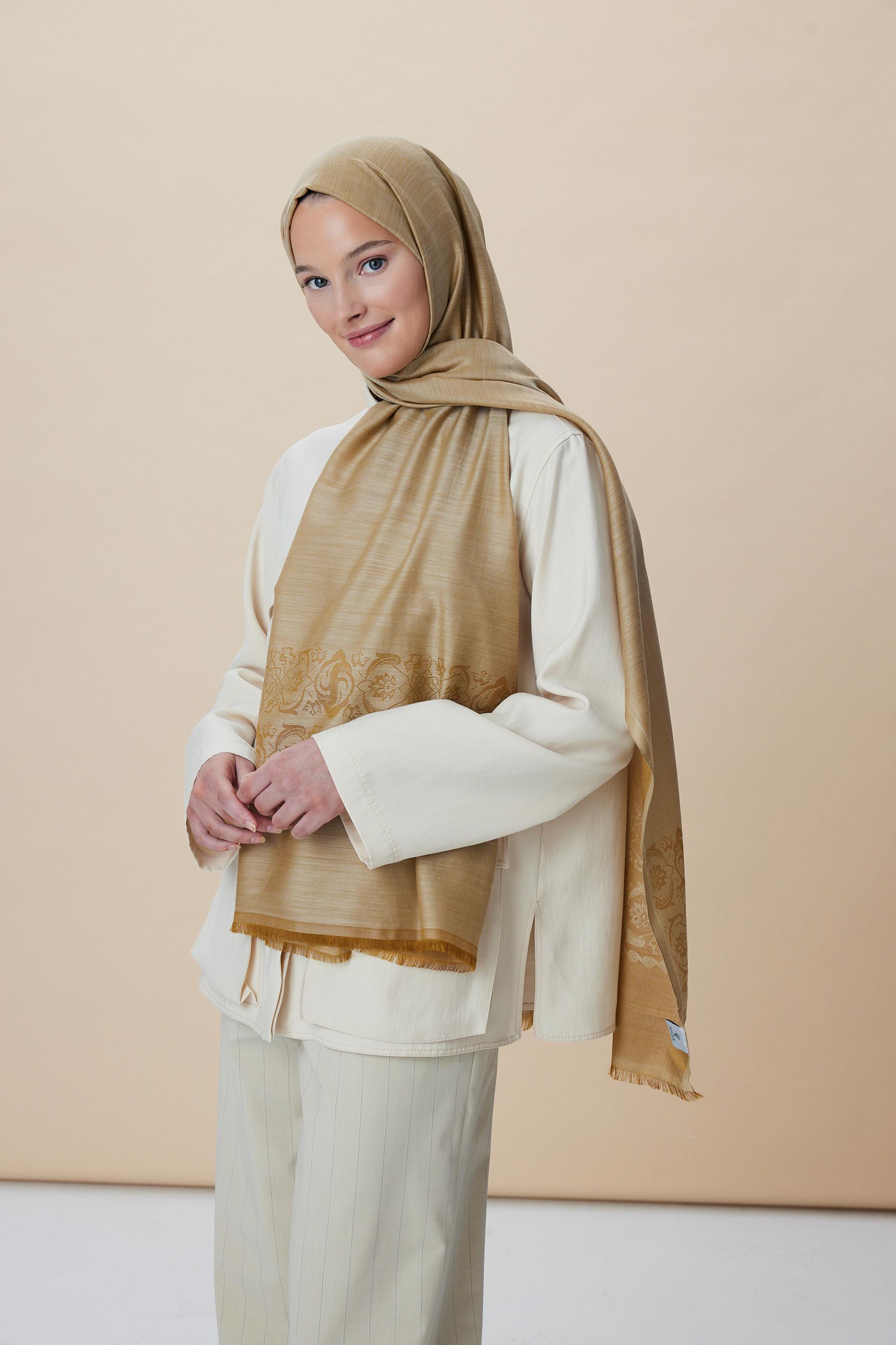 SIRMA YÜN İPEK JAKARLI ŞAL 70*200 CM - CAMEL