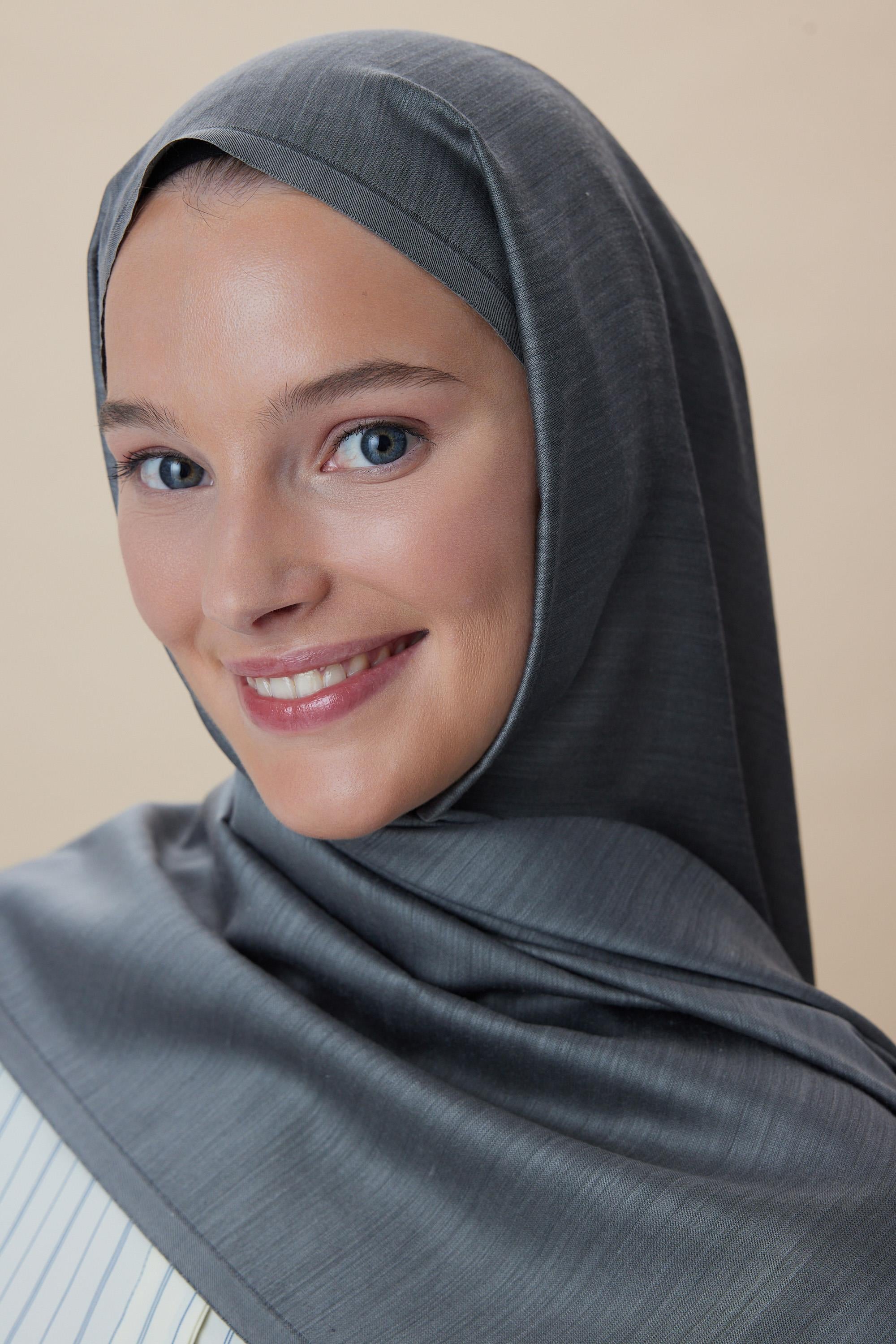 SIRMA YÜN İPEK JAKARLI ŞAL 70*200 CM - FÜME