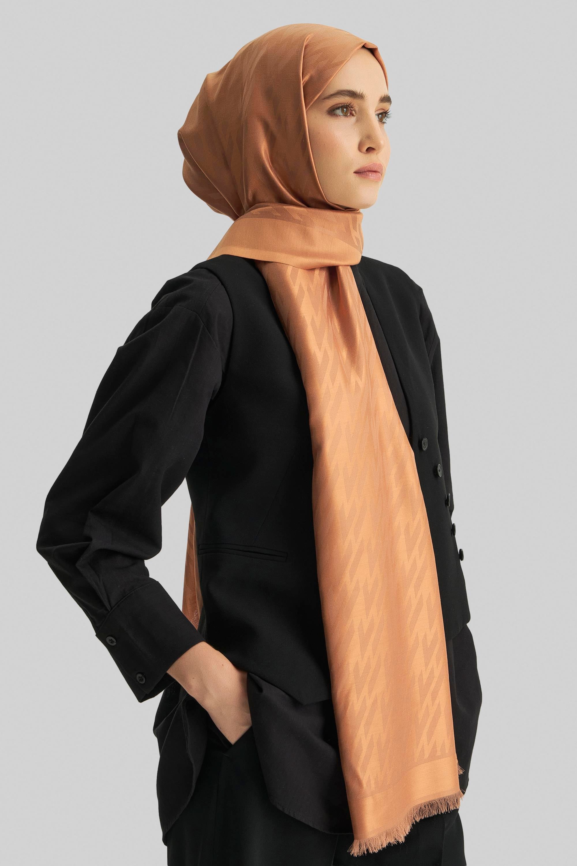 UMAY %100 İPEK JAKARLI ŞAL-TABA