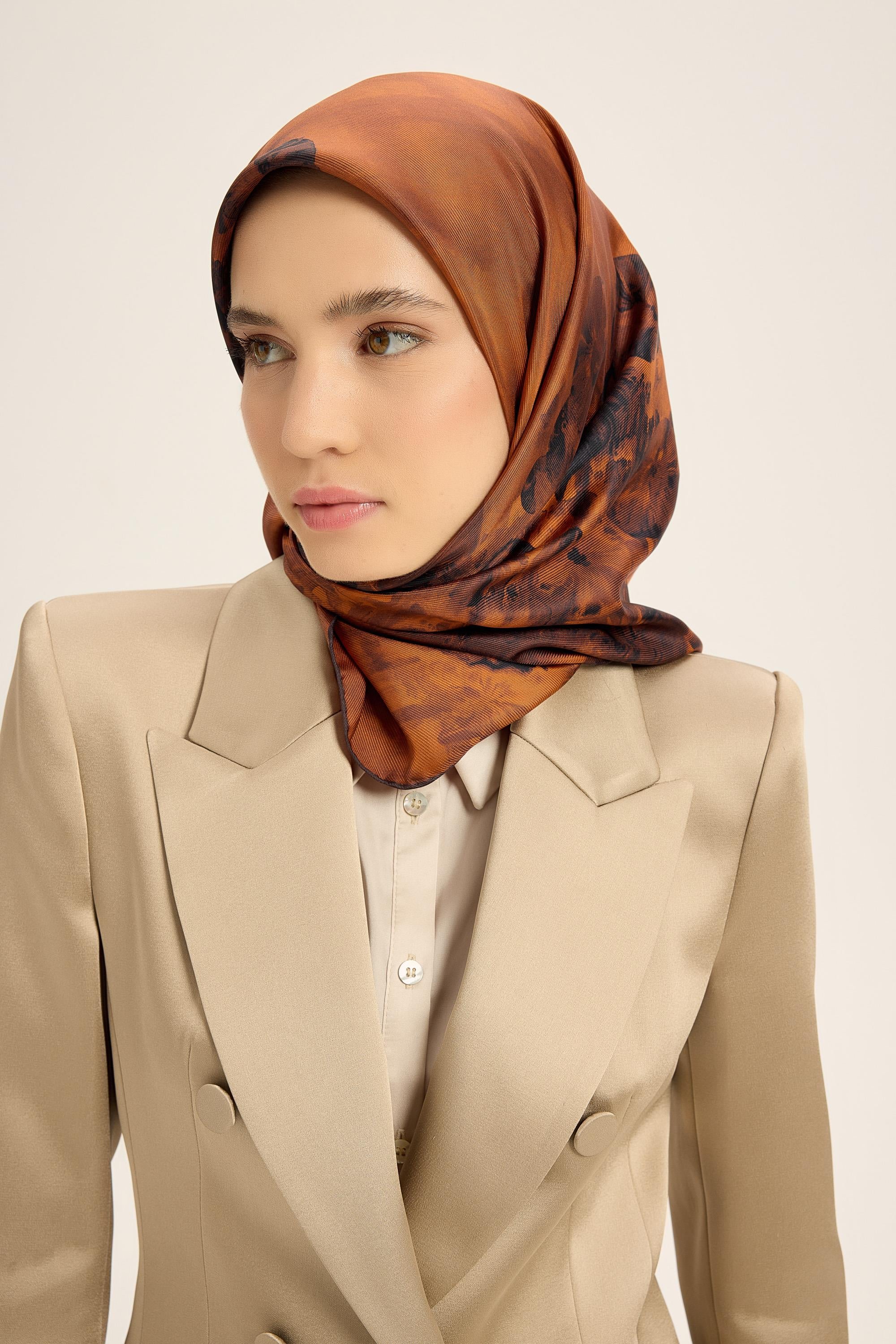 YONCA MULBERRY İPEK EŞARP 90*90 CM - TABA