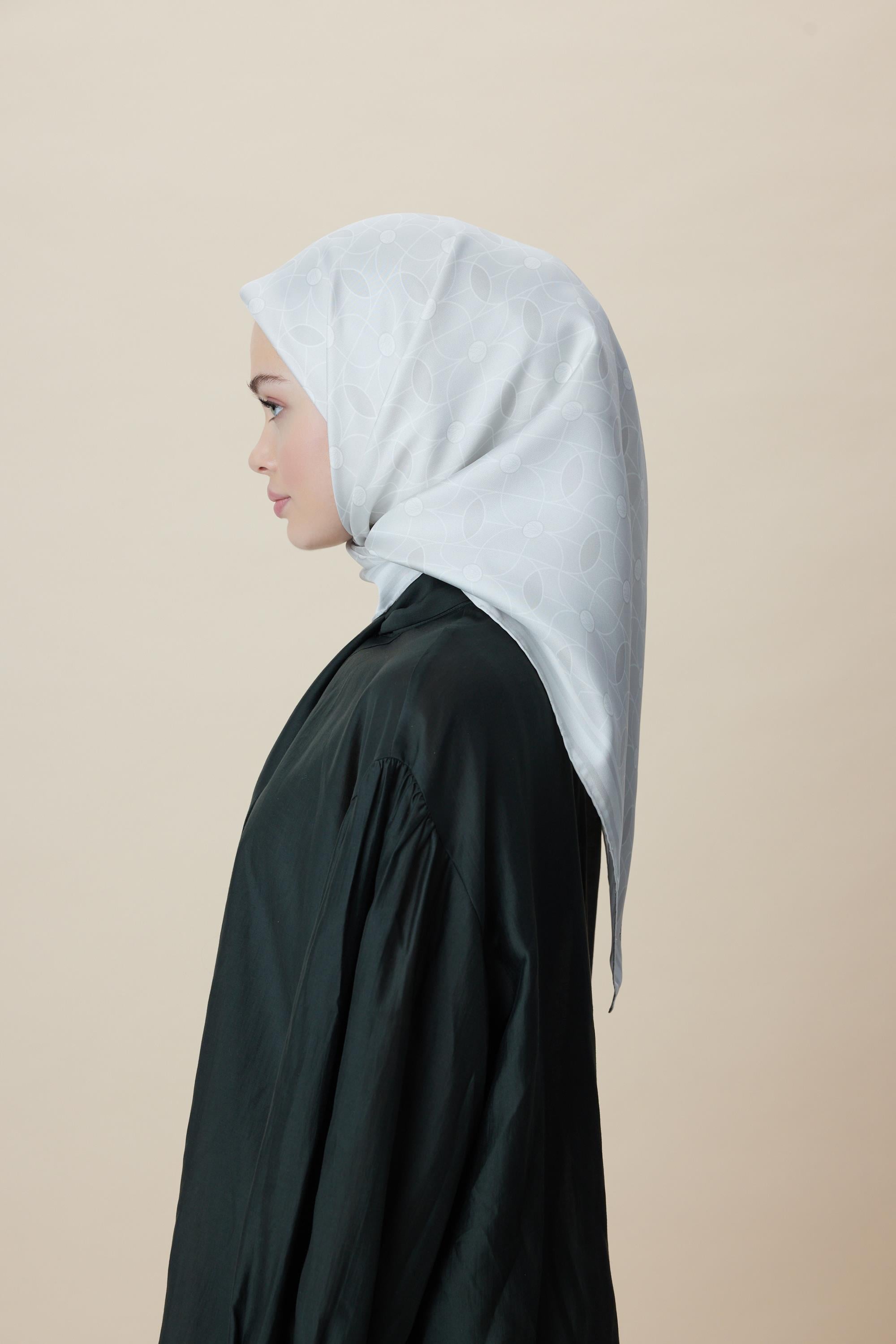 ZERRE TİVİL İPEK EŞARP 90*90 CM - İNCİ BEYAZI