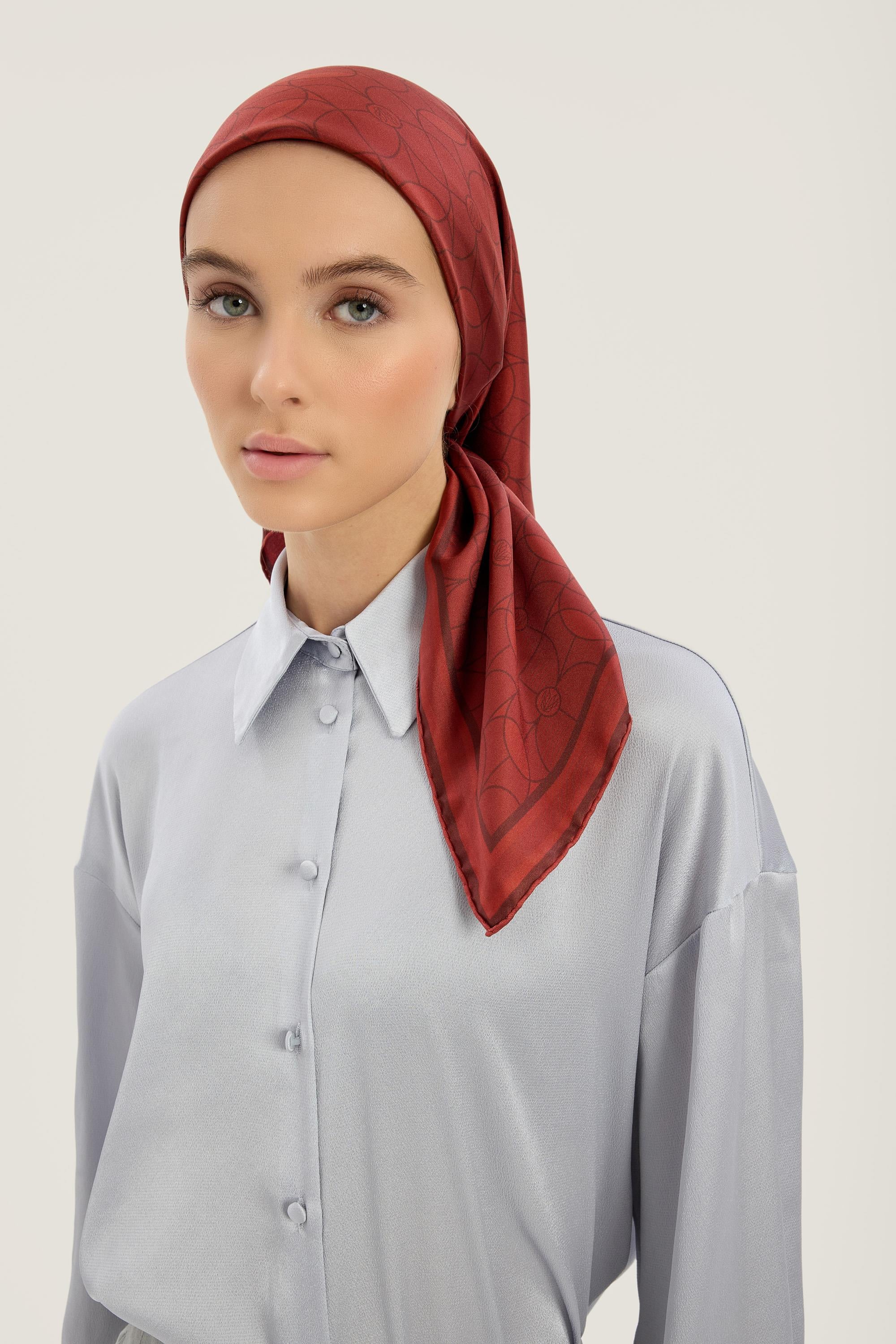 ZERRE TİVİL İPEK EŞARP 90*90 CM - KIRMIZI