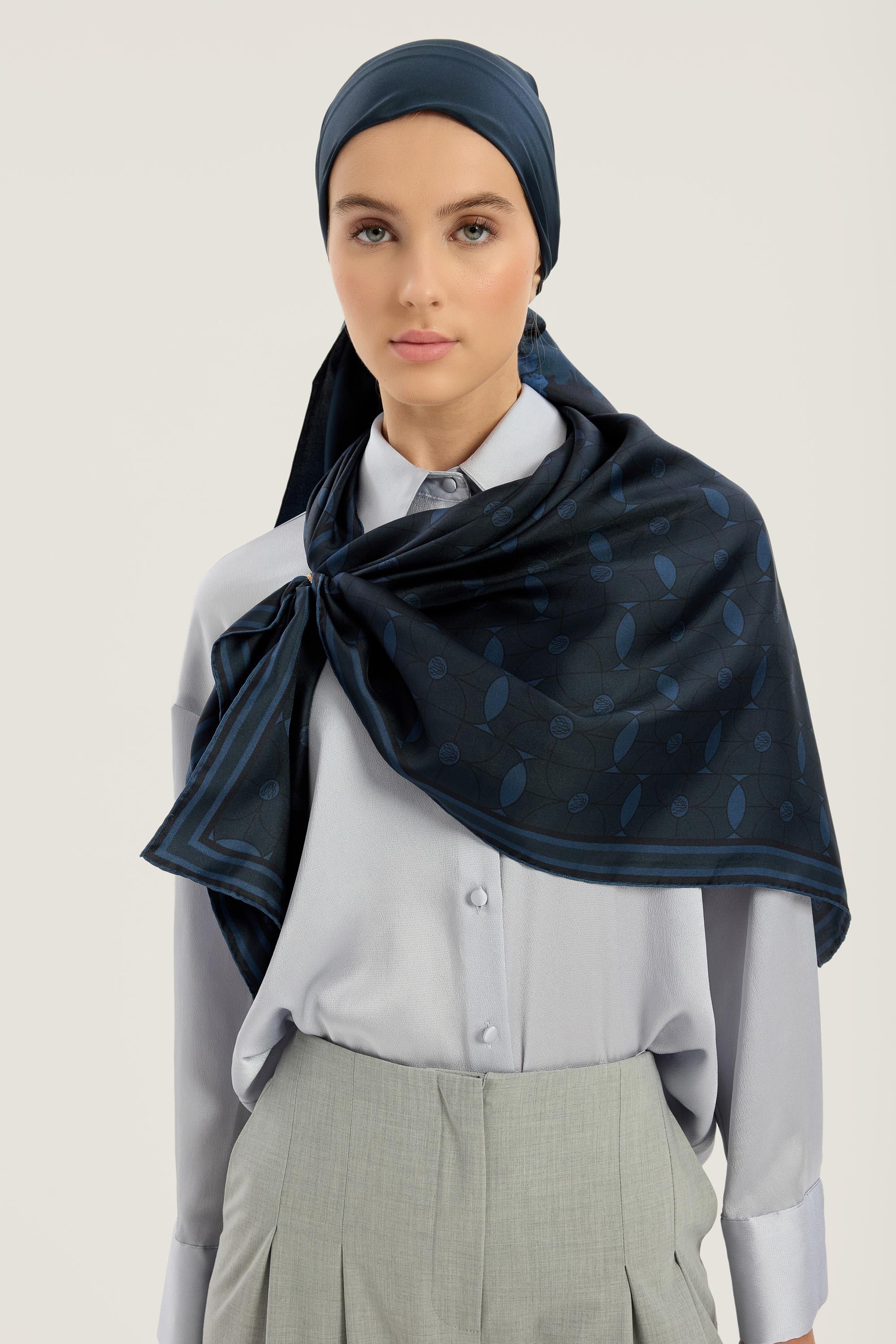 ZERRE TİVİL İPEK EŞARP 90*90 CM - LACİVERT