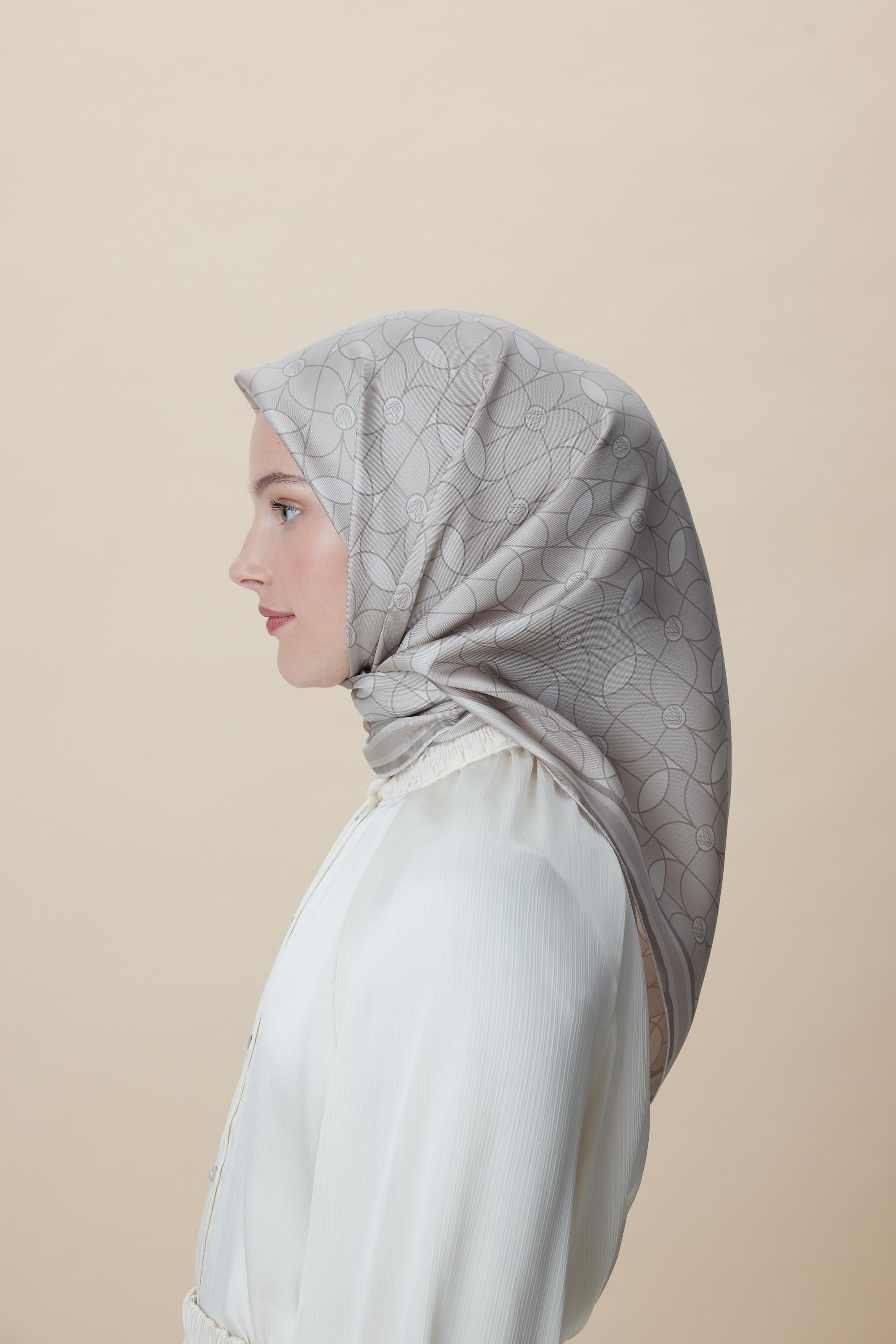ZERRE TİVİL İPEK EŞARP 90*90 CM - VİZON