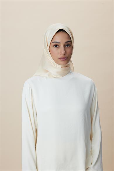 FARAH MULBERRY İPEK EŞARP 90*90 CM - AÇIK ŞEFTALİ