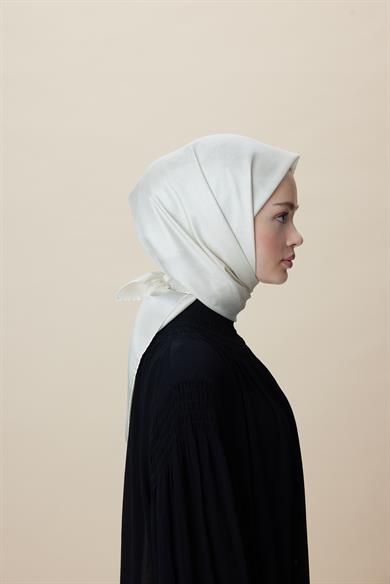FARAH MULBERRY İPEK EŞARP 90*90 CM - FİLDİŞİ