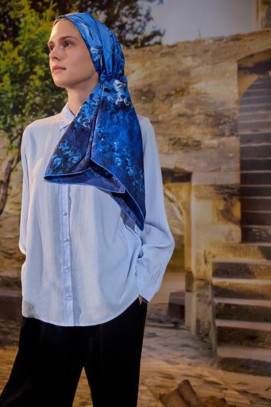 GÖKNAR MULBERRY İPEK EŞARP 90*90 CM - MAVİ