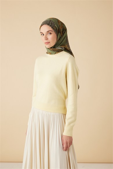 HAYAT YÜN ÜÇGEN ŞAL 140*140/2 CM - HAKİ