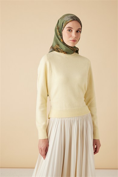 HAYAT YÜN ÜÇGEN ŞAL 140*140/2 CM - HAKİ