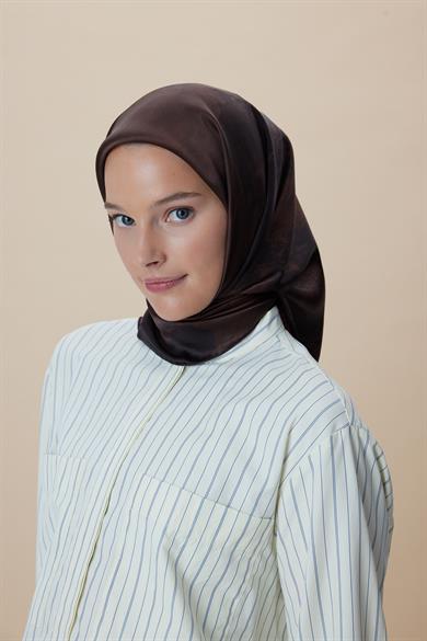 KATRE SURA İPEK EŞARP 90*90 CM - KAHVERENGİ