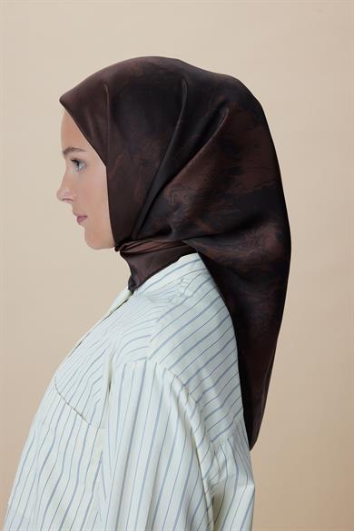 KATRE SURA İPEK EŞARP 90*90 CM - KAHVERENGİ