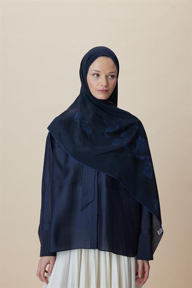 NEVBAHAR KREP İPEK ŞAL 70*190 CM - KOYU LACİVERT