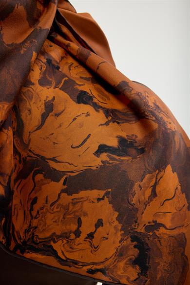 NEVBAHAR TİVİL İPEK EŞARP 90*90 CM - TABA