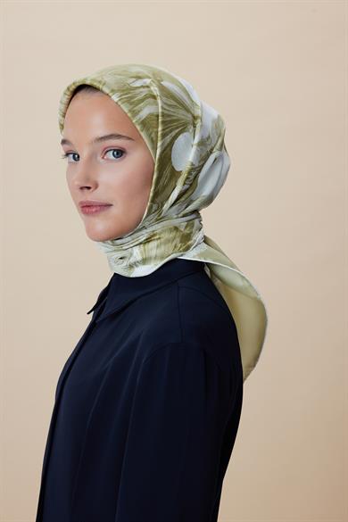 NÜVE TİVİL İPEK EŞARP 90*90 CM - ADAÇAYI