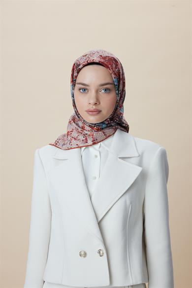 SU MASALI ÇİFT TARAFLI TİVİL İPEK EŞARP 90*90 CM - YAVRUAĞZI