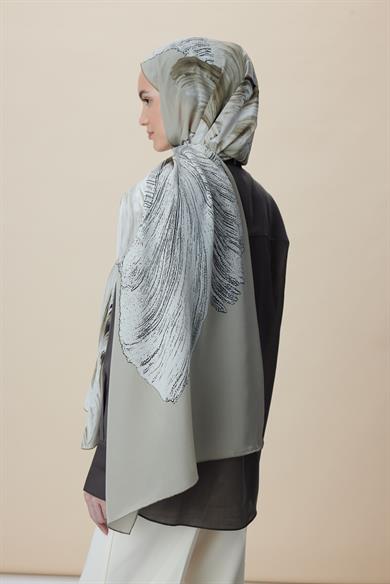 YAKAMOZ KREP İPEK ŞAL 70*190 CM - VİZON