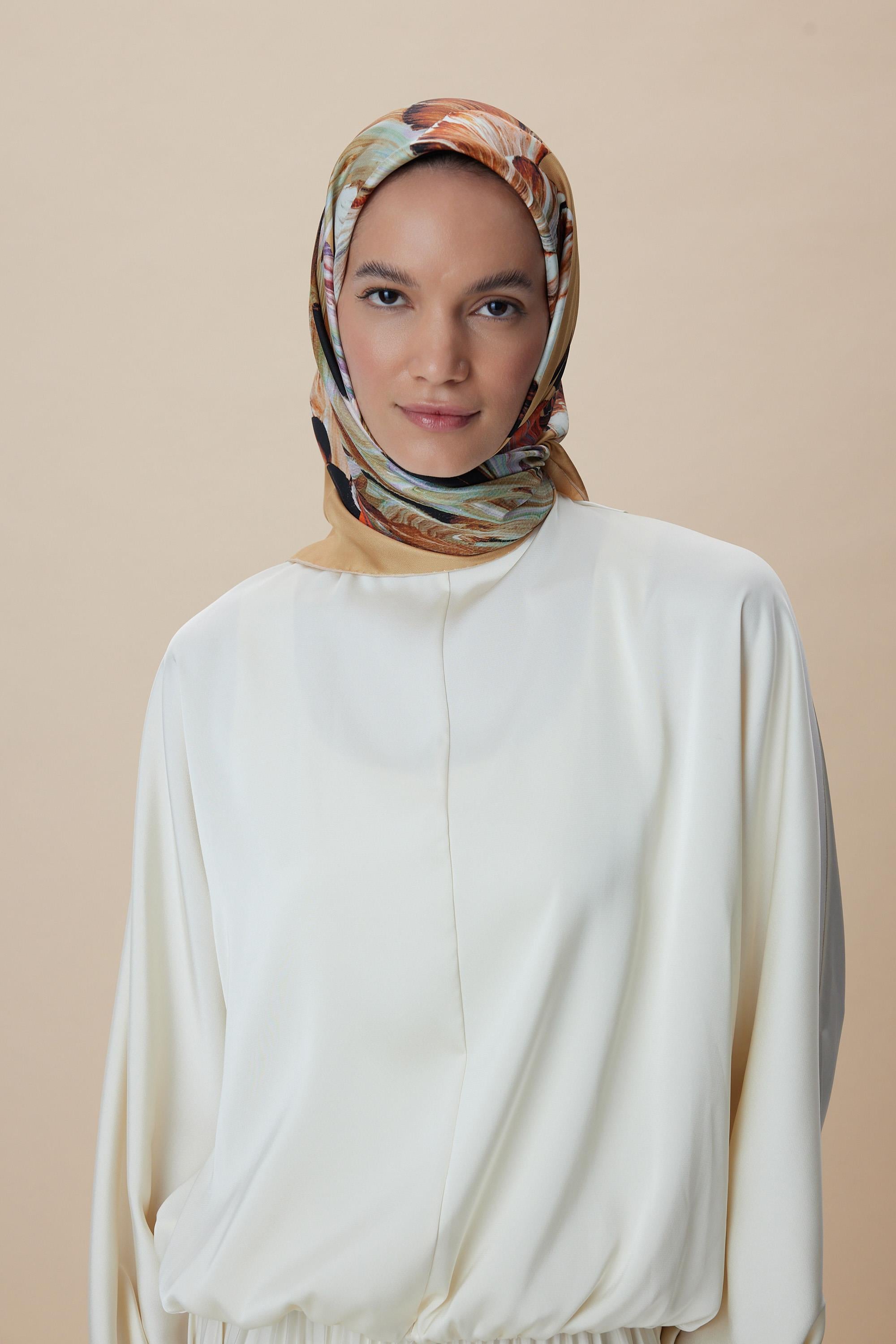 AKVA TİVİL İPEK EŞARP 90*90 CM - CAMEL