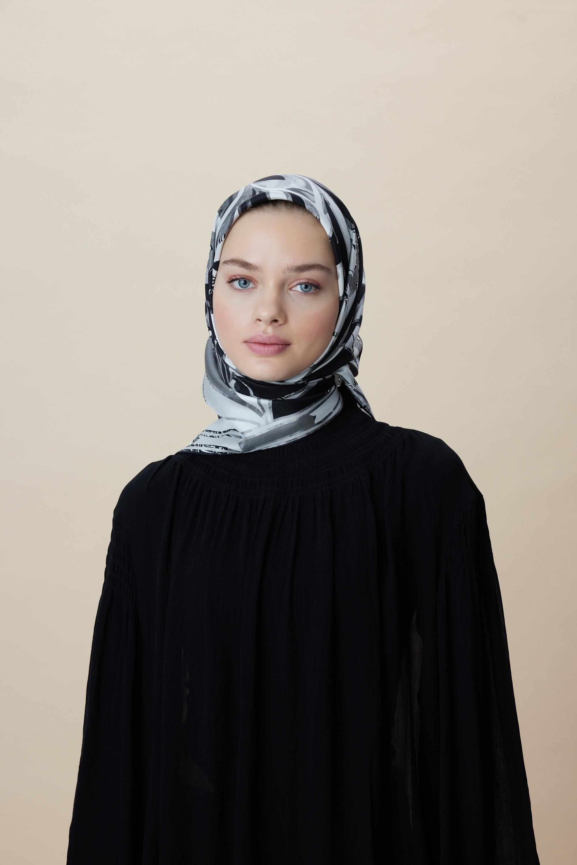ATOL TİVİL İPEK EŞARP 90*90 CM - SİYAH