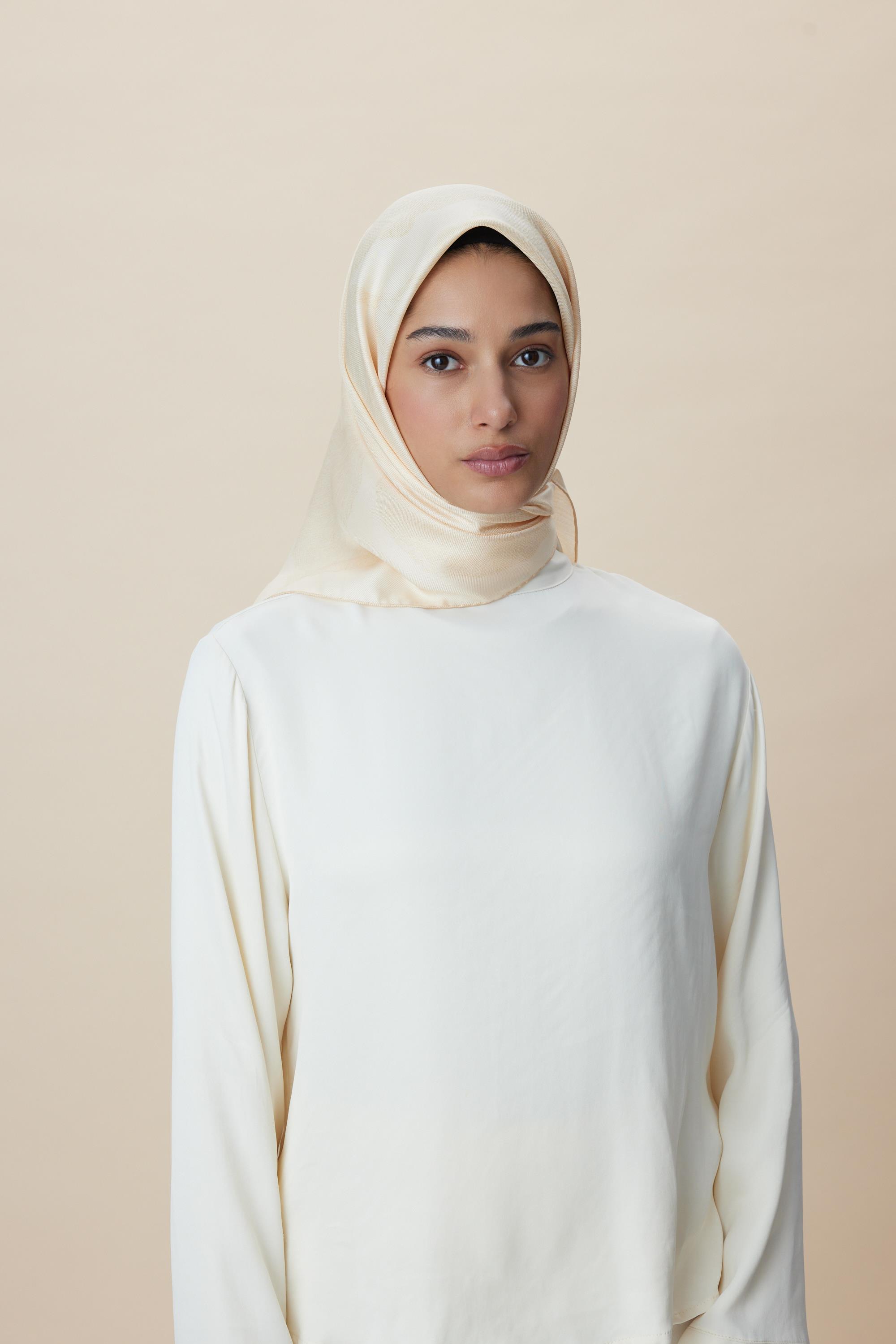 FARAH MULBERRY İPEK EŞARP 90*90 CM - AÇIK ŞEFTALİ