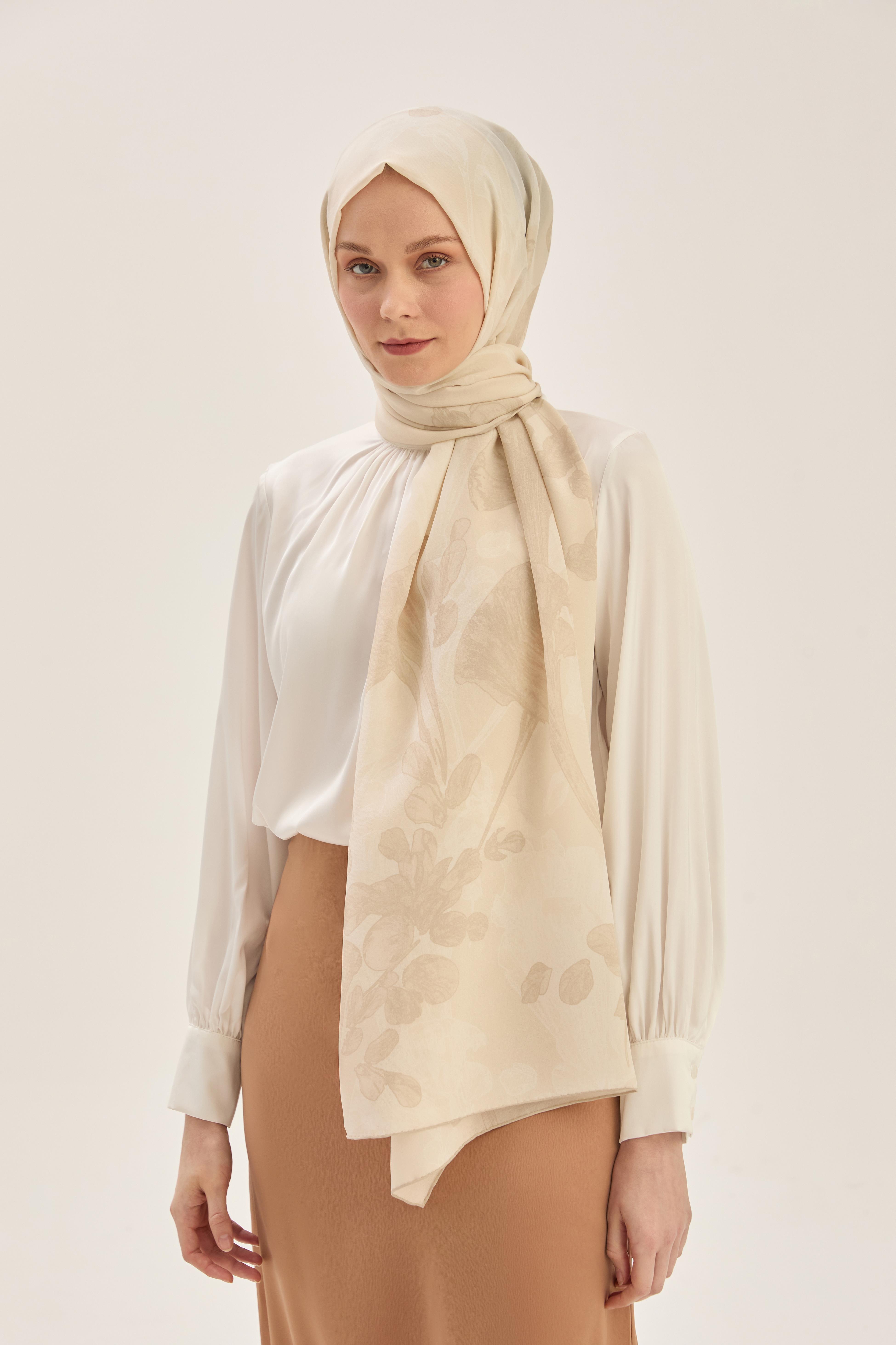 GEM KREP İPEK ŞAL 70*190 CM - BEJ