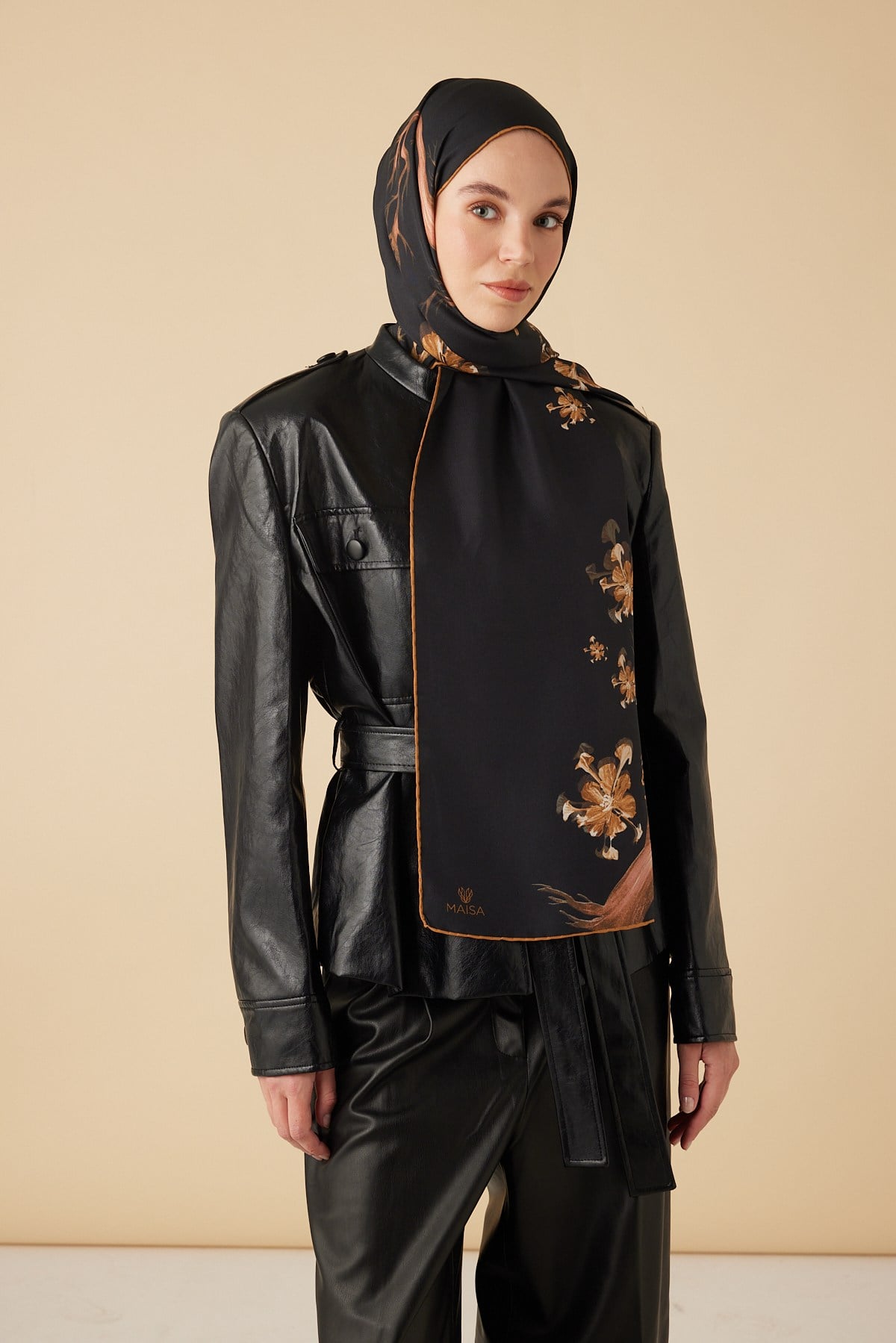 GEVHER PAMUK İPEK ŞAL 70*190 CM - GOLD SİYAH