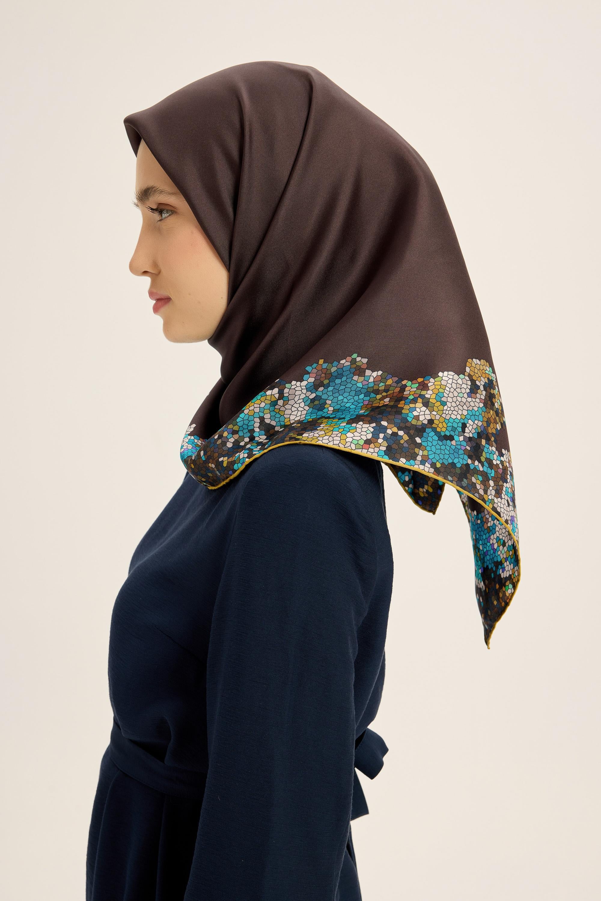 GİNA TİVİL İPEK EŞARP 90*90 CM - KAHVERENGİ