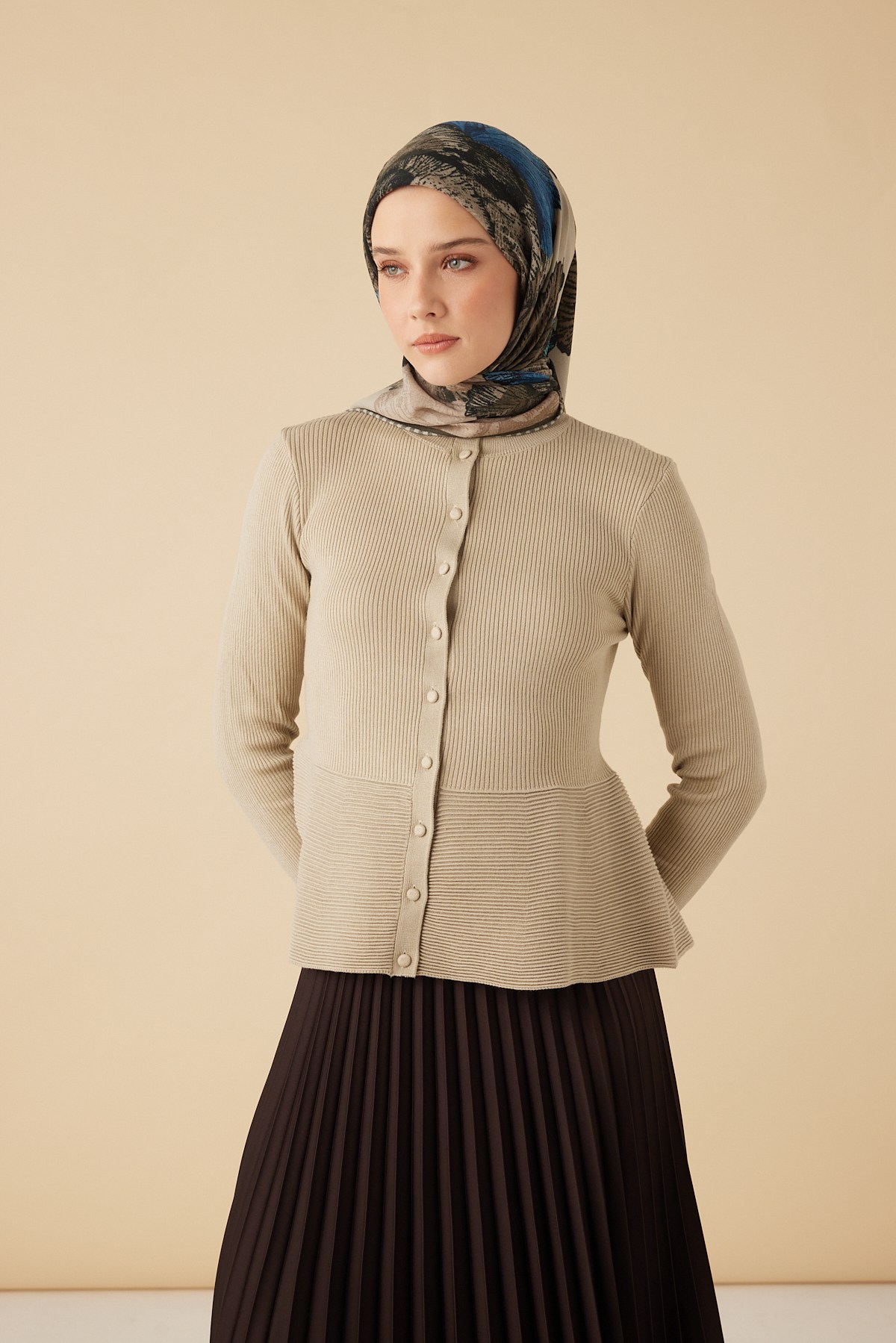 GİNKO YÜN ÜÇGEN ŞAL 140*140/2 CM - BEJ MAVİ