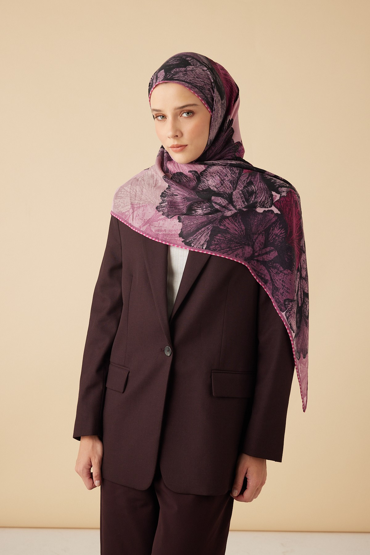 GİNKO YÜN ÜÇGEN ŞAL 140*140/2 CM - FUŞYA
