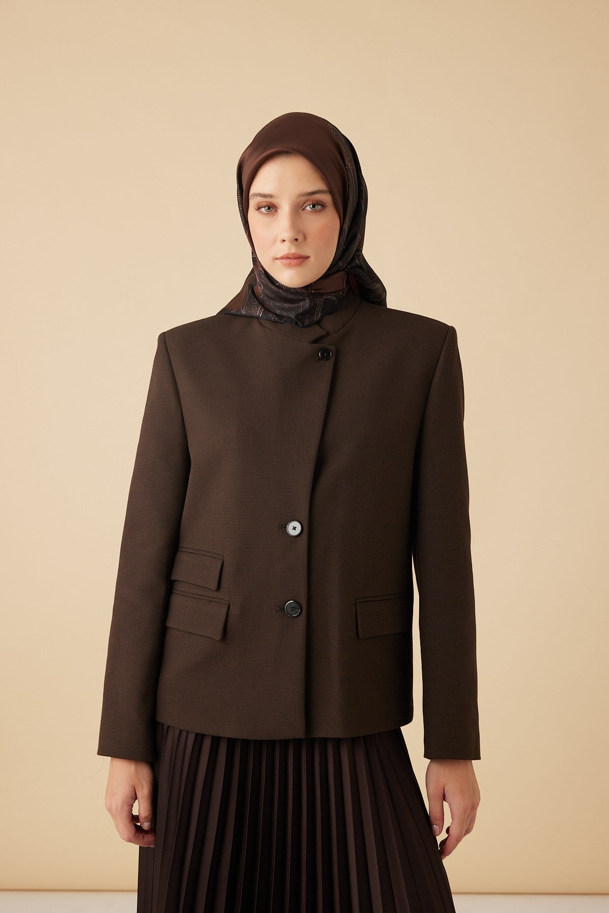 HALE TİVİL İPEK EŞARP 90*90 CM - SİYAH TABA