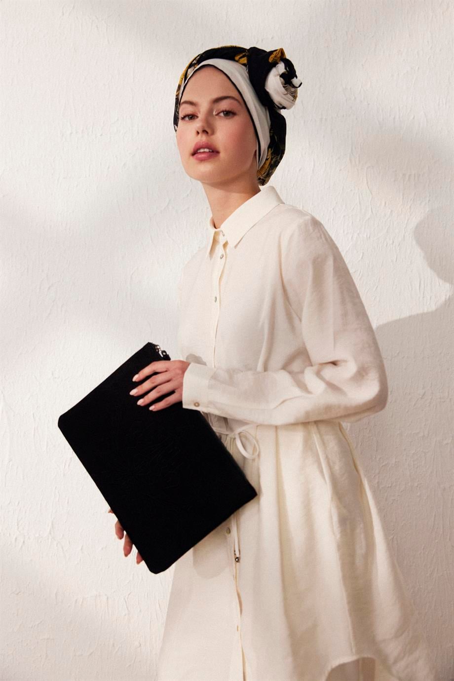 NAKIŞLI CLUTCH - SİYAH