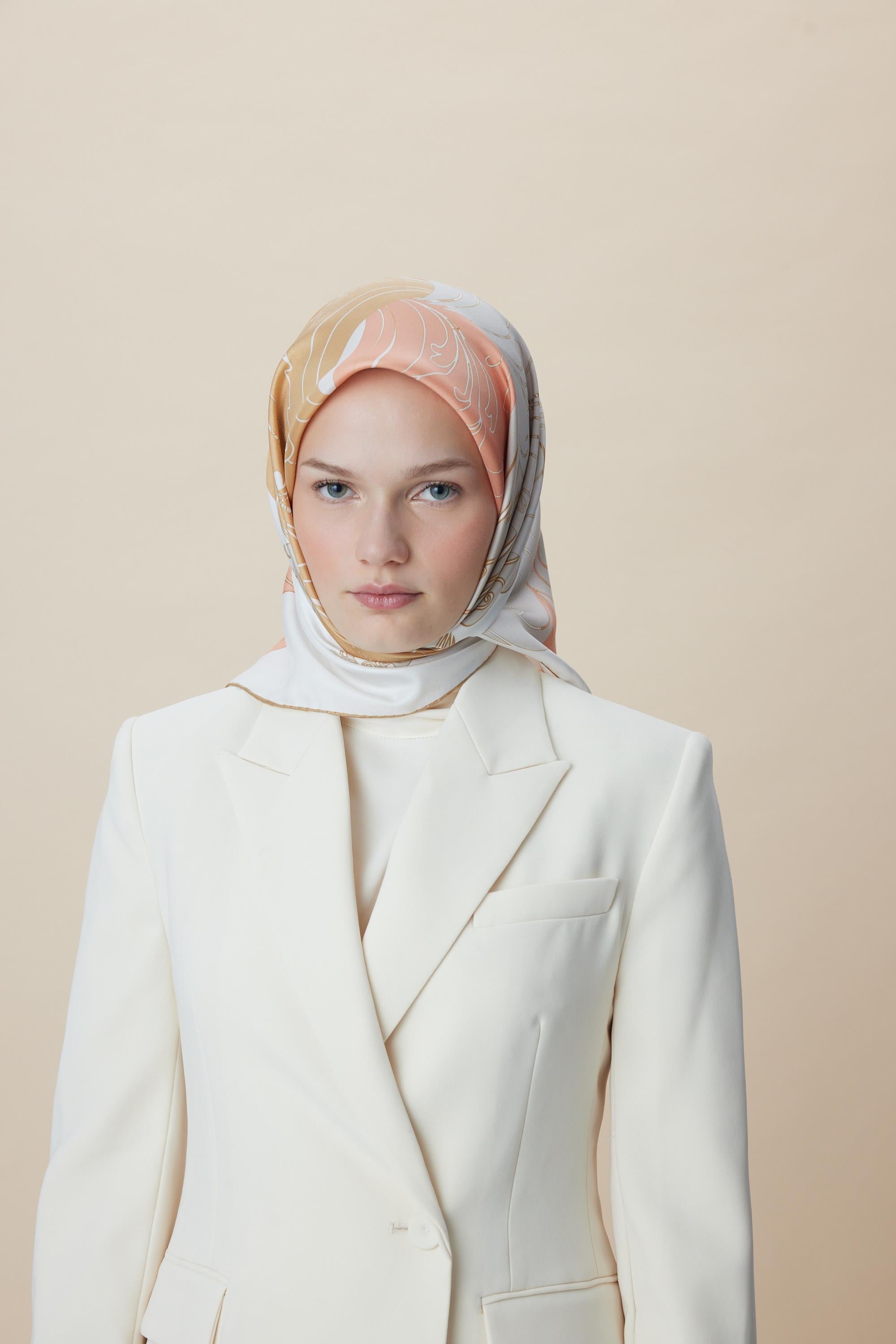 SAFİ TİVİL İPEK EŞARP 90*90 CM - PUDRA PEMBE