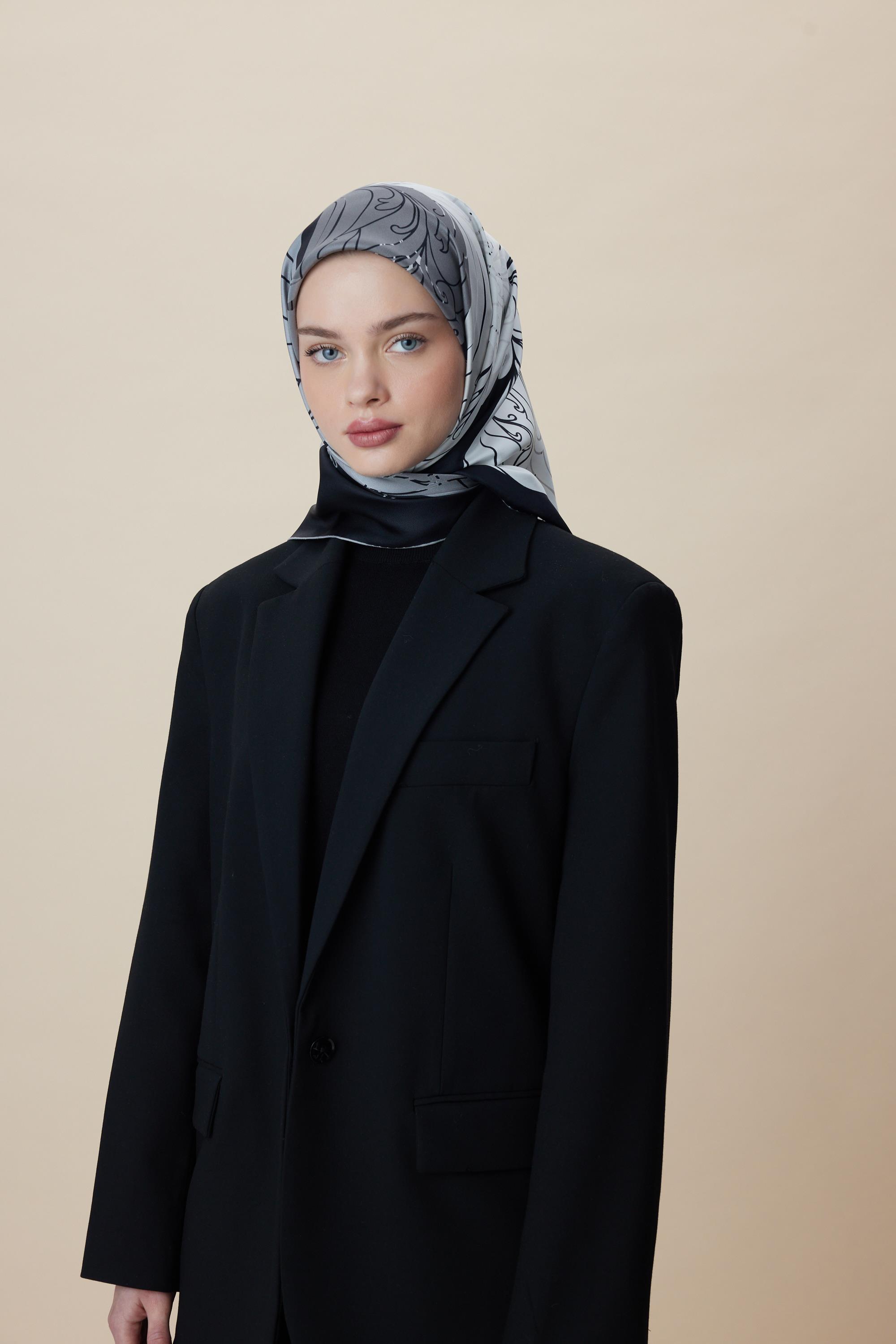 SAFİ TİVİL İPEK EŞARP 90*90 CM - SİYAH