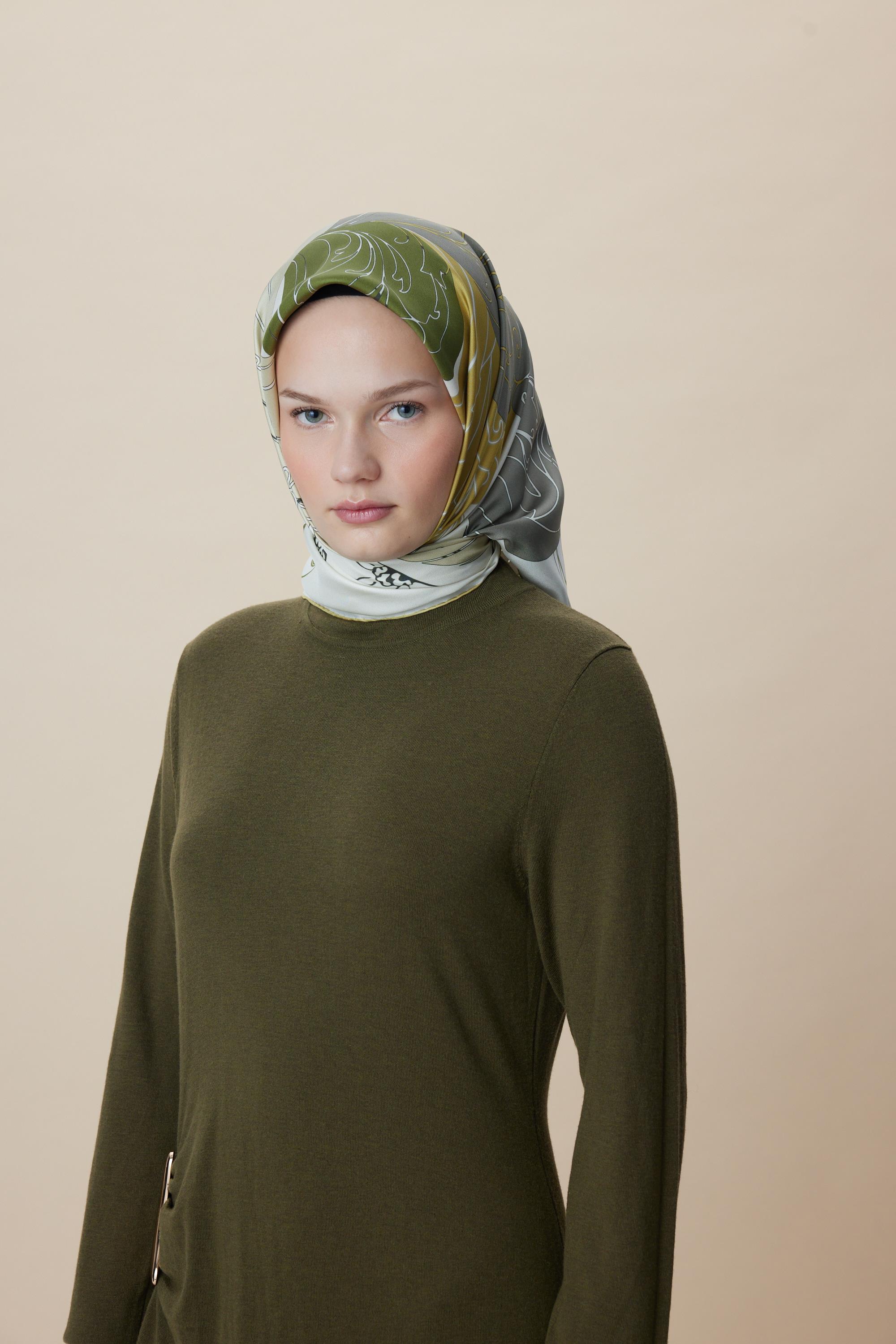 SAFİ TİVİL İPEK EŞARP 90*90 CM - YEŞİL