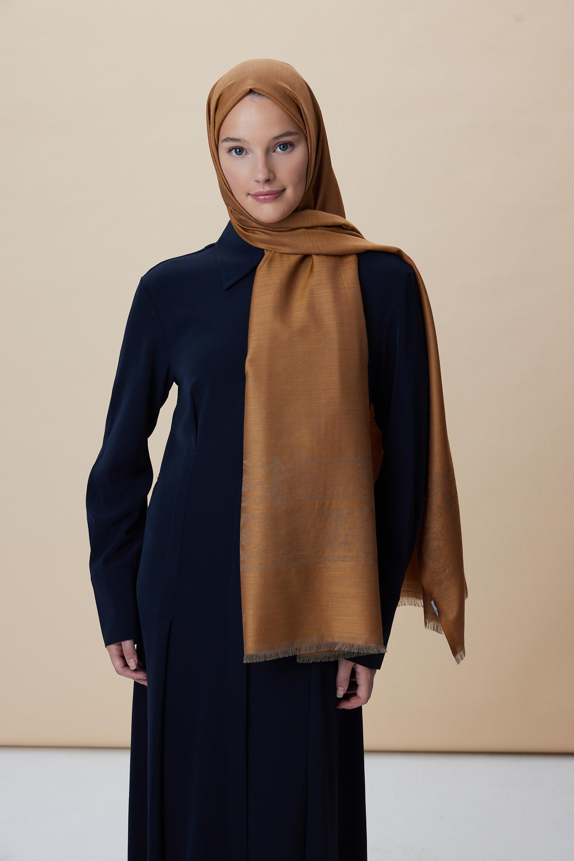 SIRMA YÜN İPEK JAKARLI ŞAL 70*200 CM - GOLD