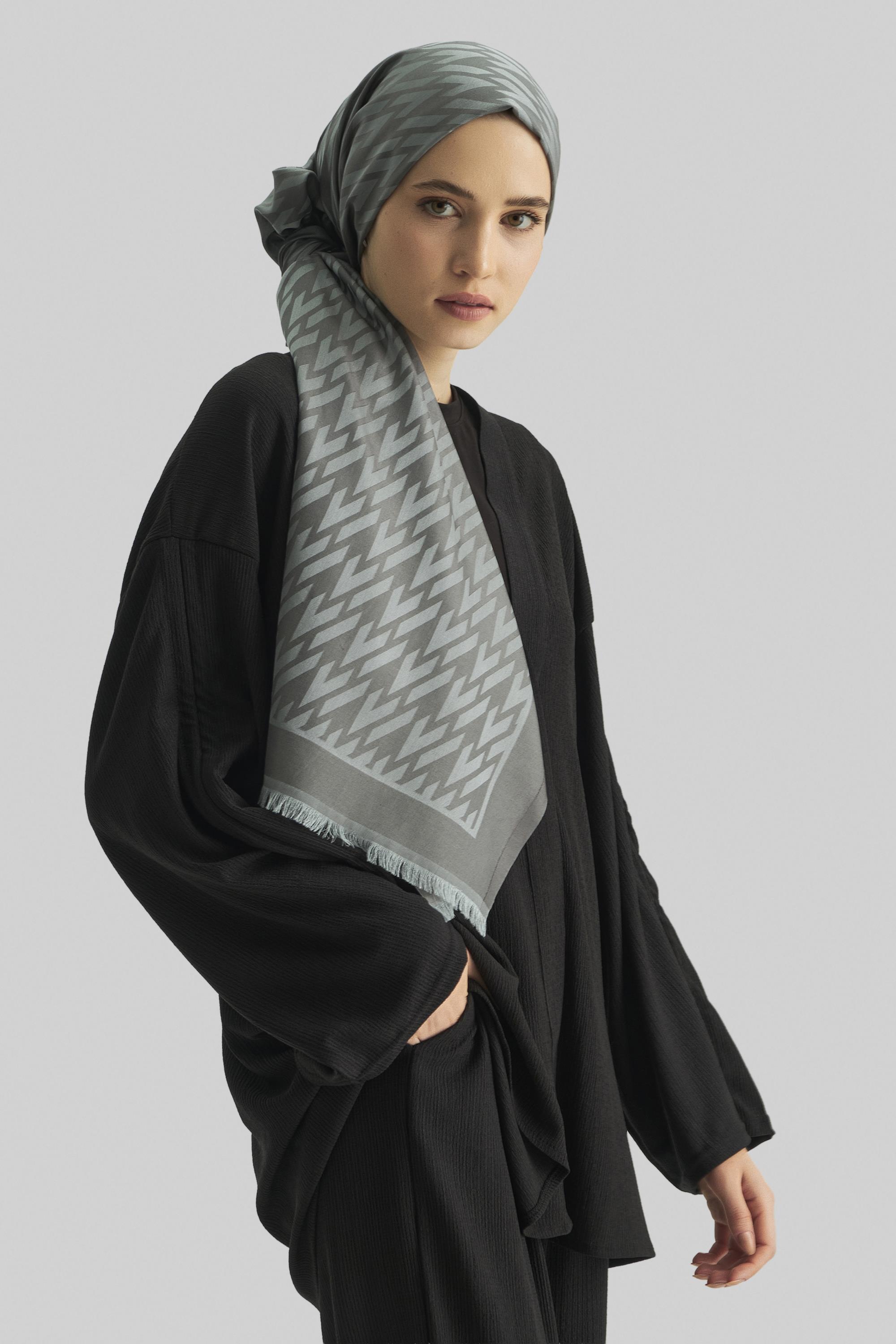 UMAY %100 İPEK JAKARLI ŞAL-TAŞ