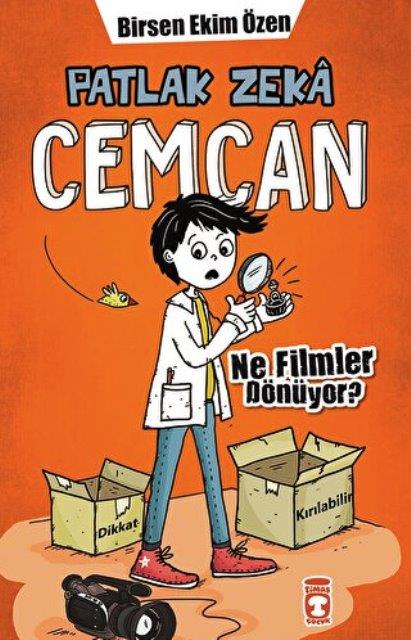 Patlak Zeka Cemcan - Ne Filmler Dönüyor (Ciltli)