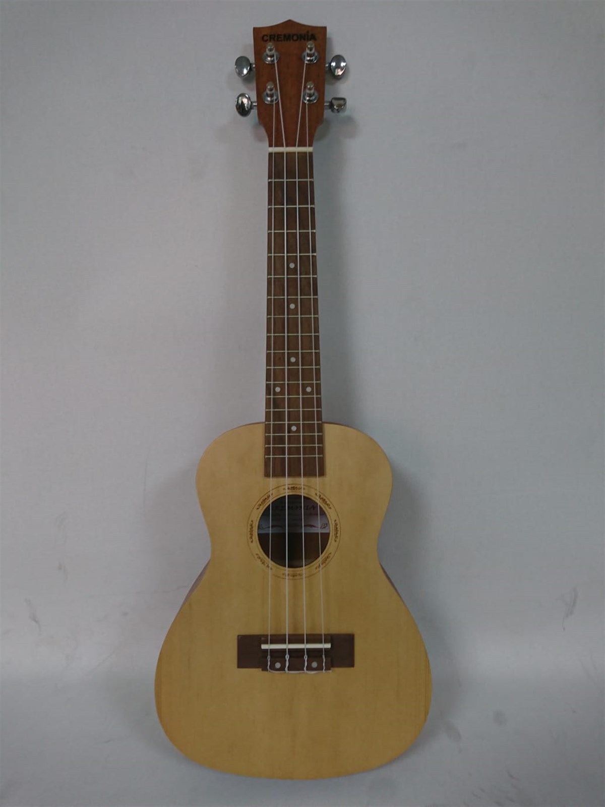 UKULELE 23