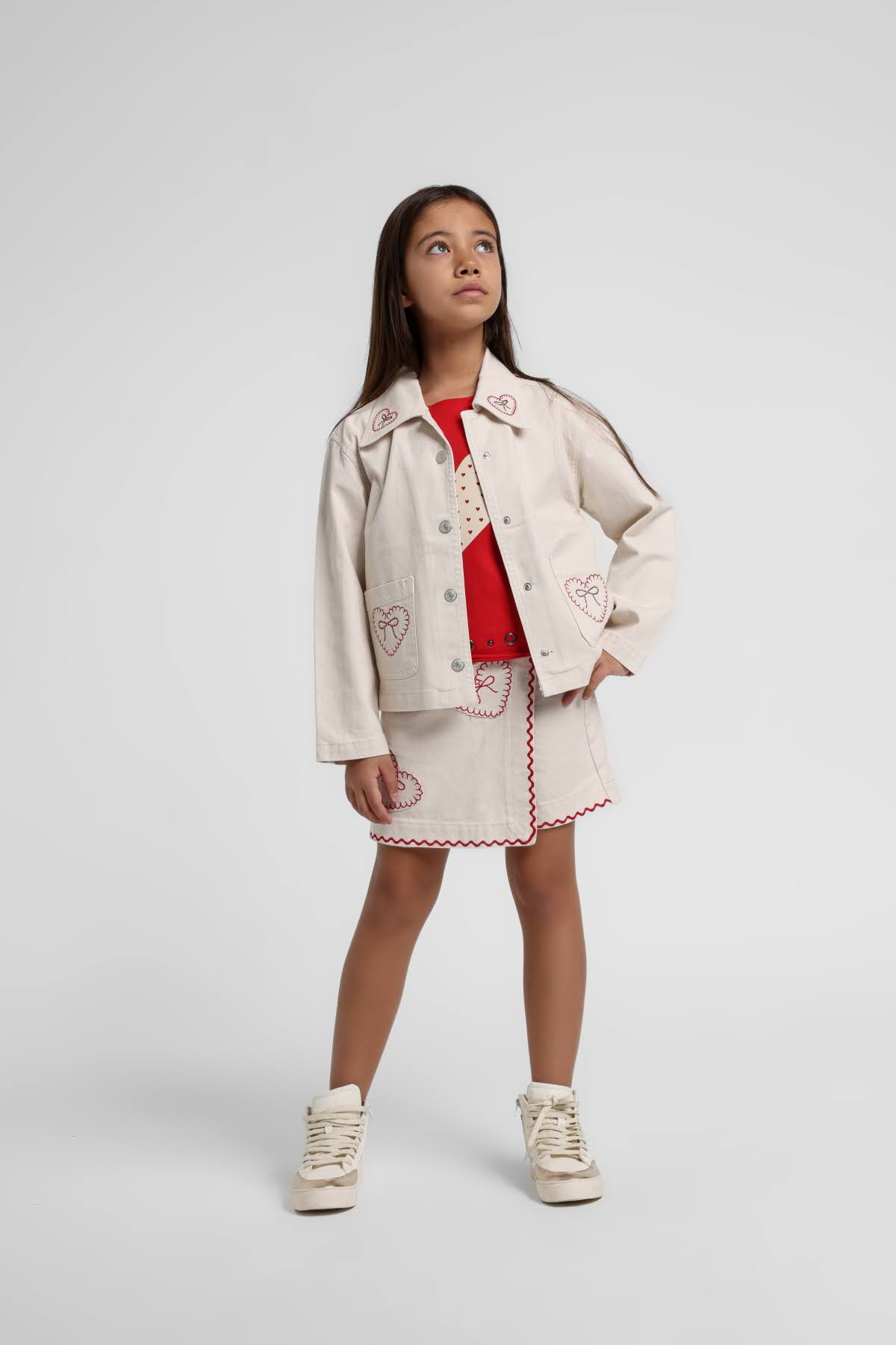 Taşlı Kurdeleli Kalp İşlemeli Kız Ceket - Krem