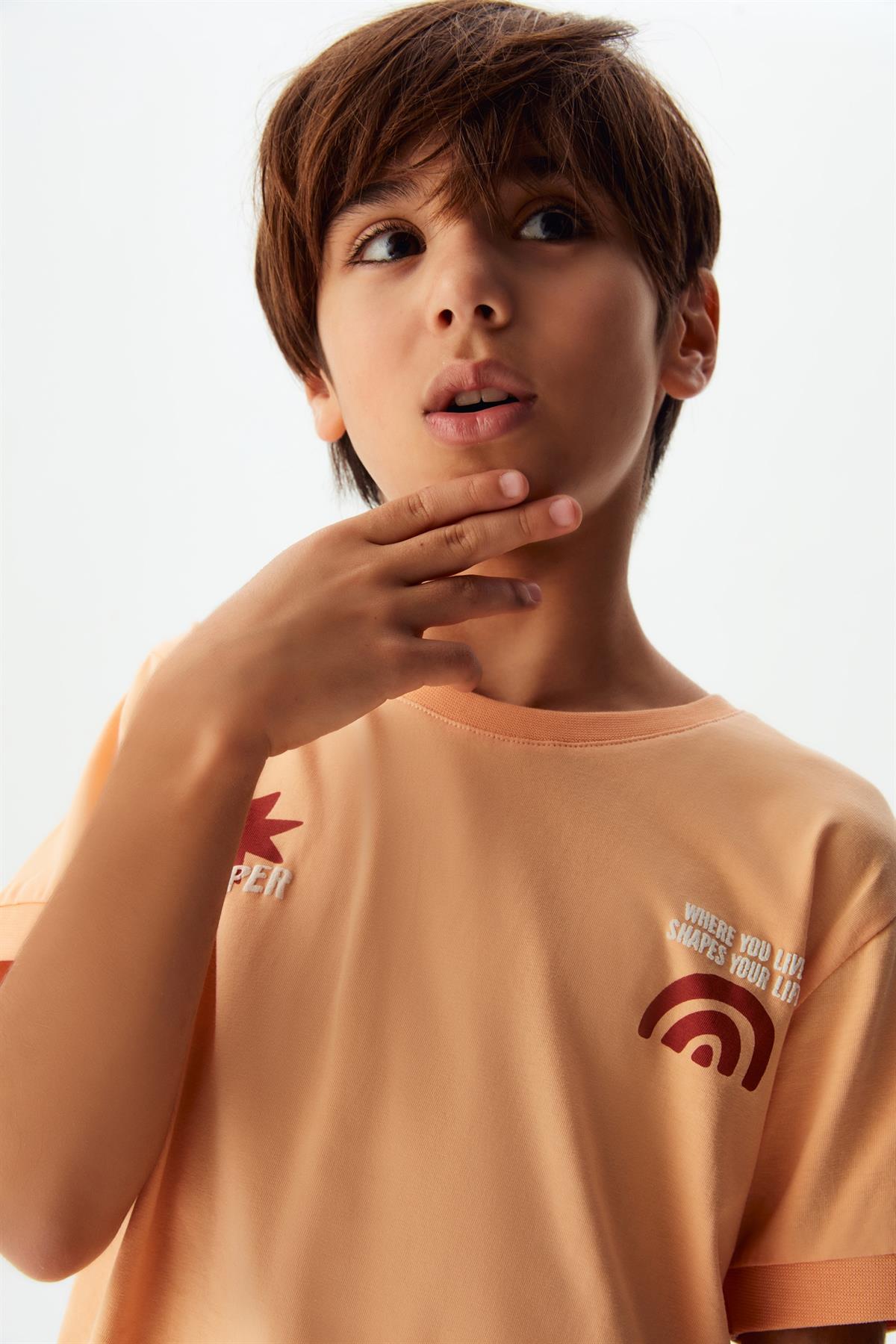 DEEPER YAZILI T-SHIRT