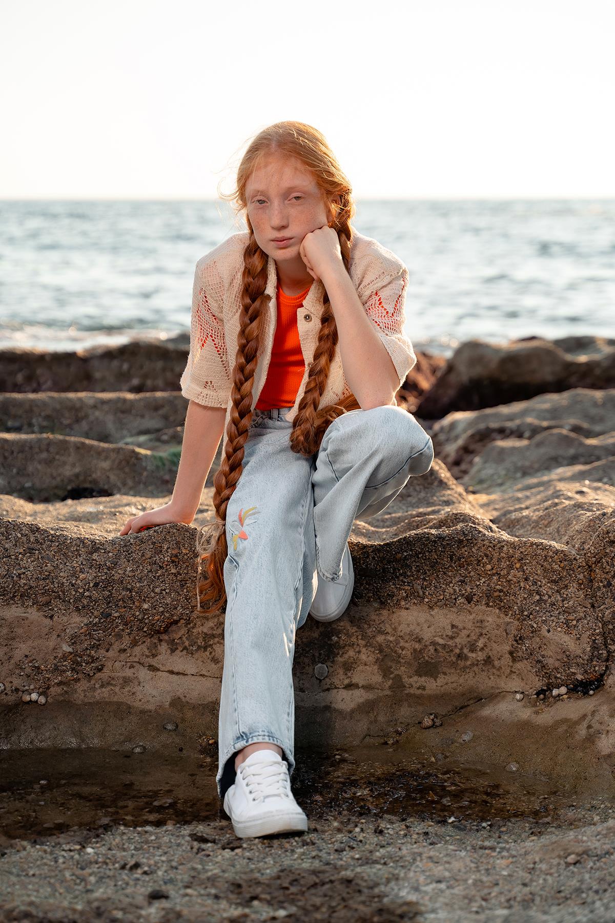 DÜĞMELİ BEJ CEKET