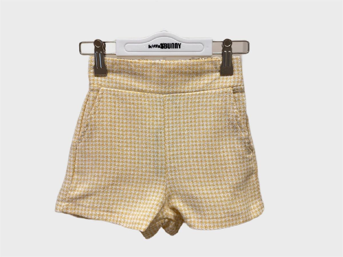 KAZ AYAKLI KIZ ŞORT