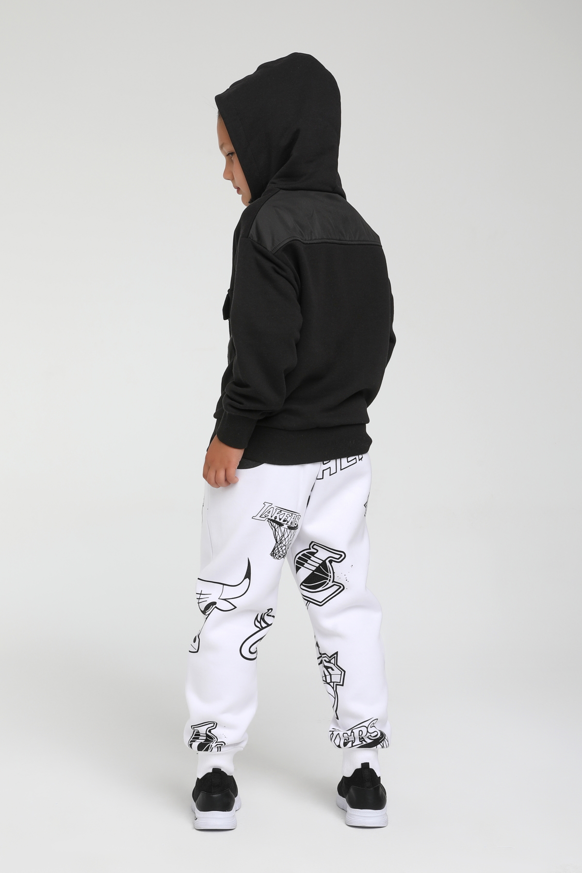 ÖNDENCEPLİ ERKEK SWEAT