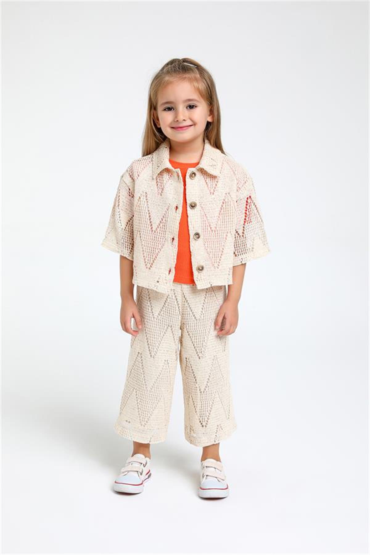 ÖRGÜLÜ KIZ PANTALON